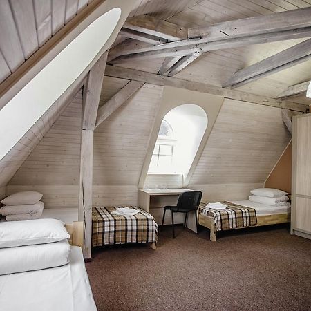 Guest House "Arkhistratyg" Lwów Zewnętrze zdjęcie