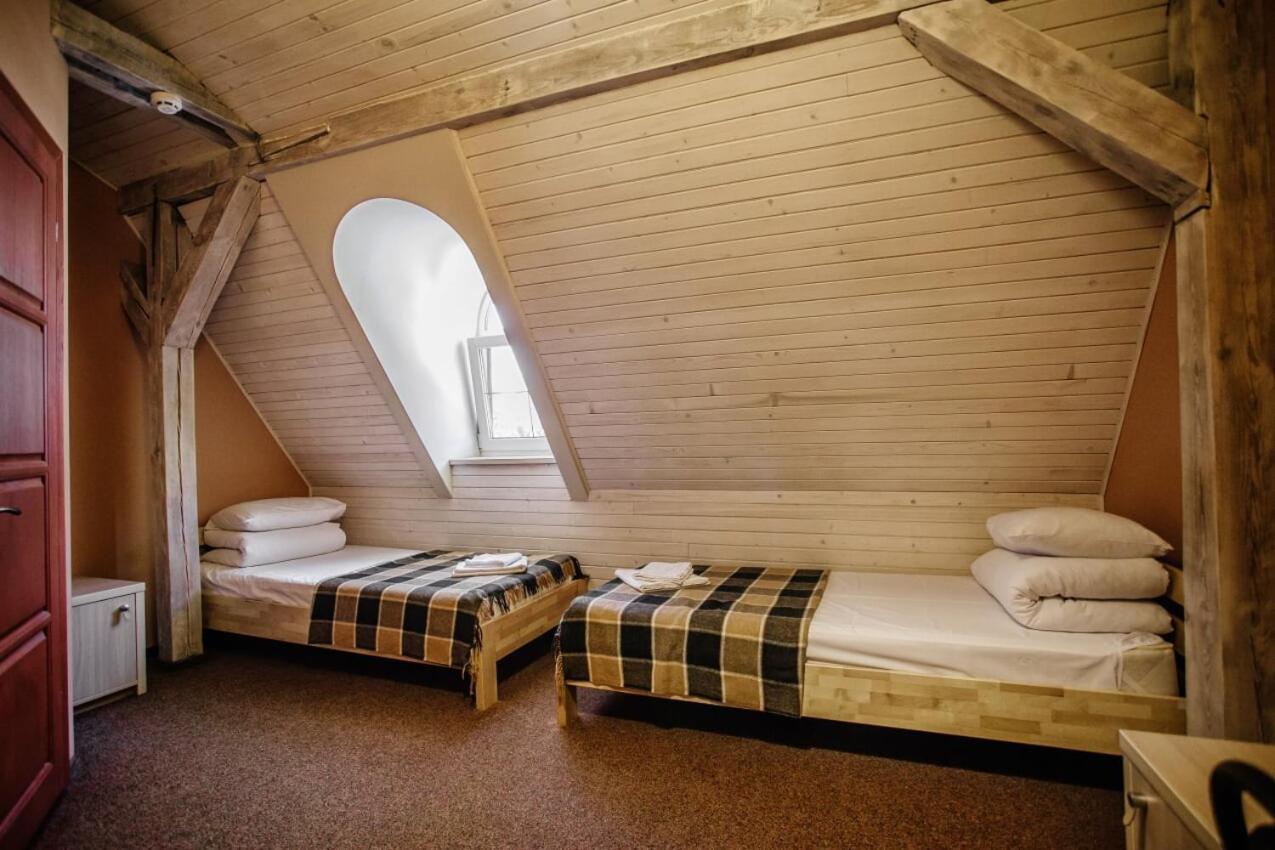 Guest House "Arkhistratyg" Lwów Zewnętrze zdjęcie