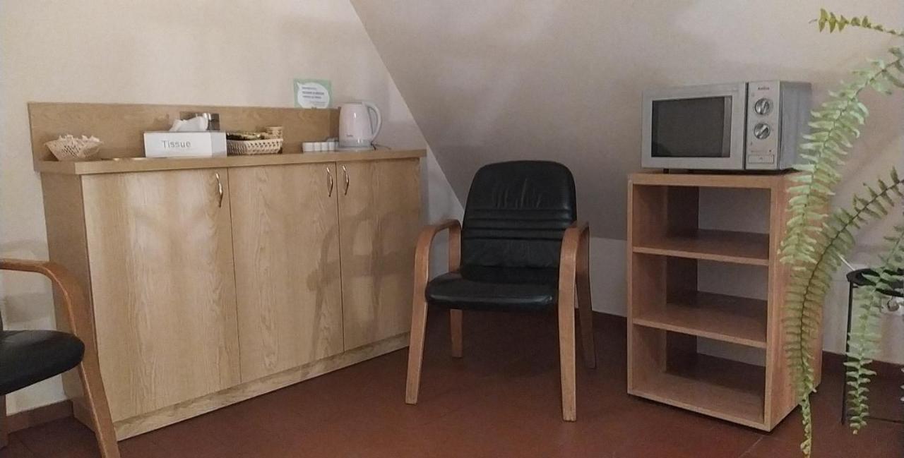 Guest House "Arkhistratyg" Lwów Zewnętrze zdjęcie