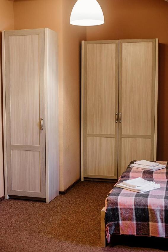 Guest House "Arkhistratyg" Lwów Zewnętrze zdjęcie