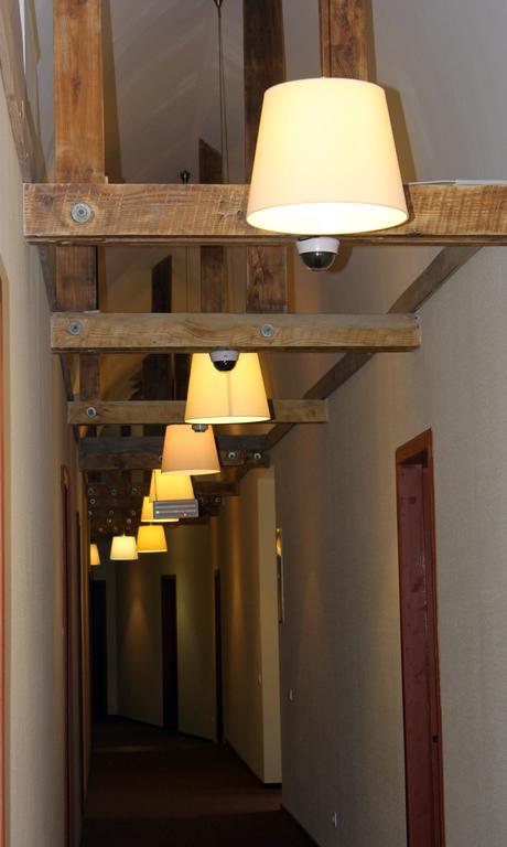 Guest House "Arkhistratyg" Lwów Zewnętrze zdjęcie