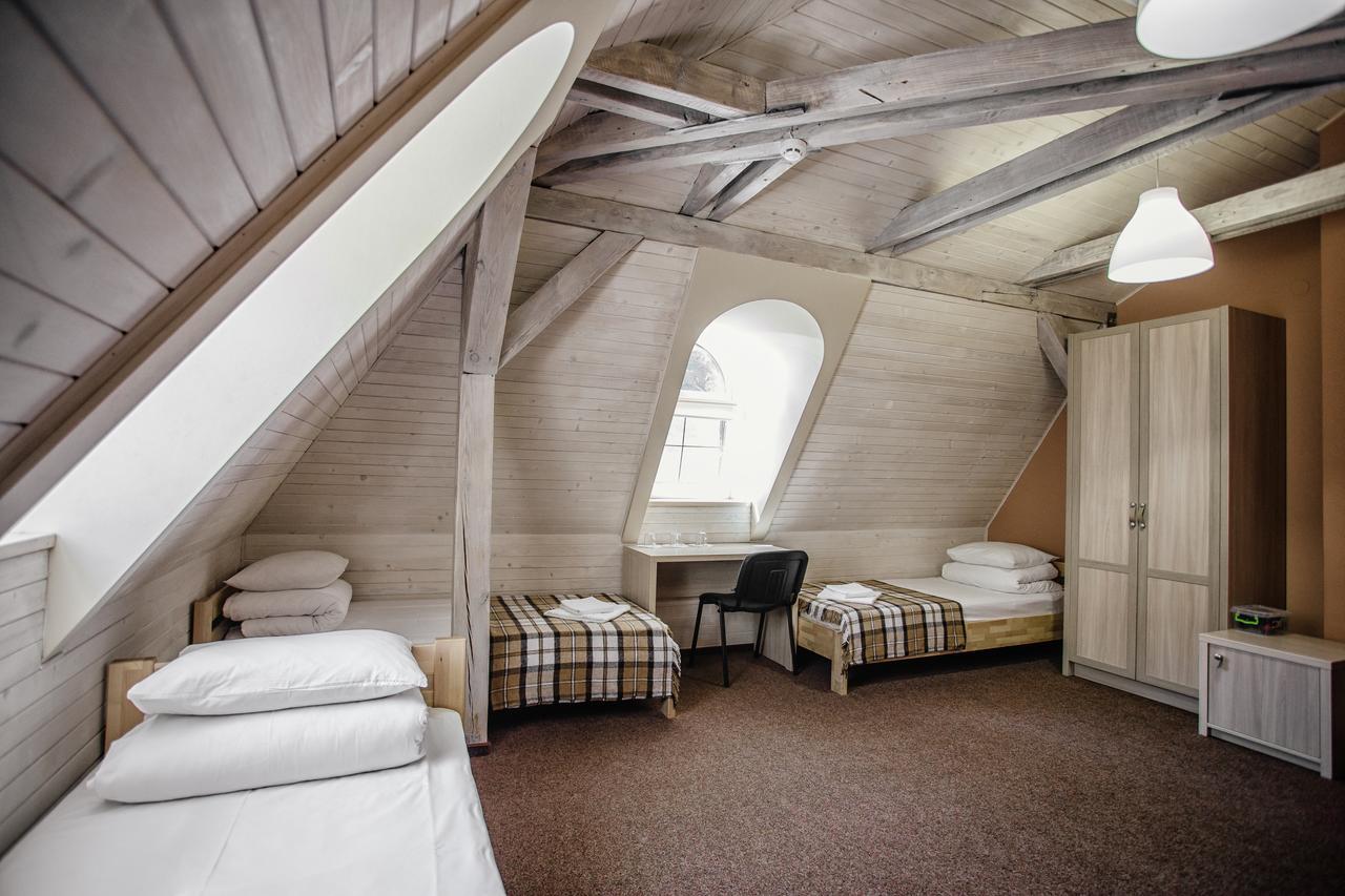 Guest House "Arkhistratyg" Lwów Zewnętrze zdjęcie