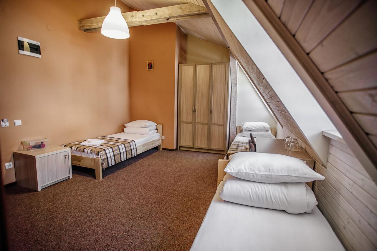 Guest House "Arkhistratyg" Lwów Zewnętrze zdjęcie